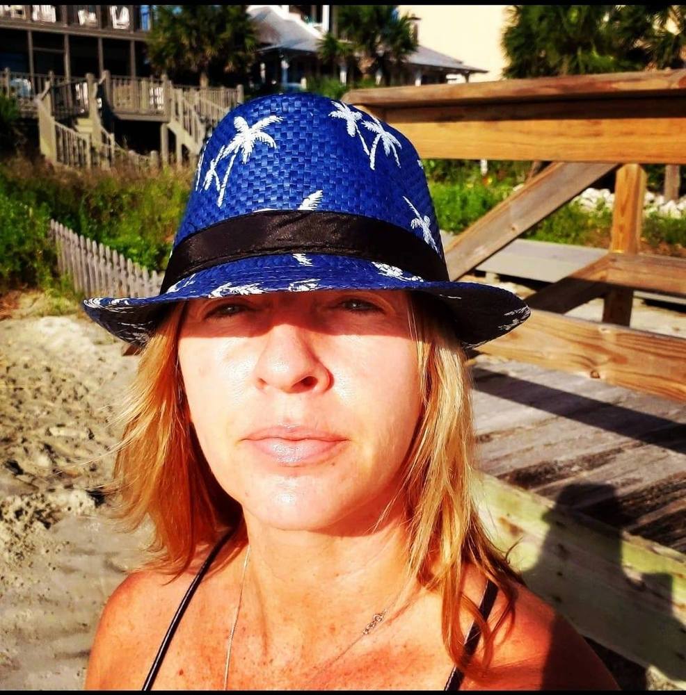 Meet your Posher, Lee anna